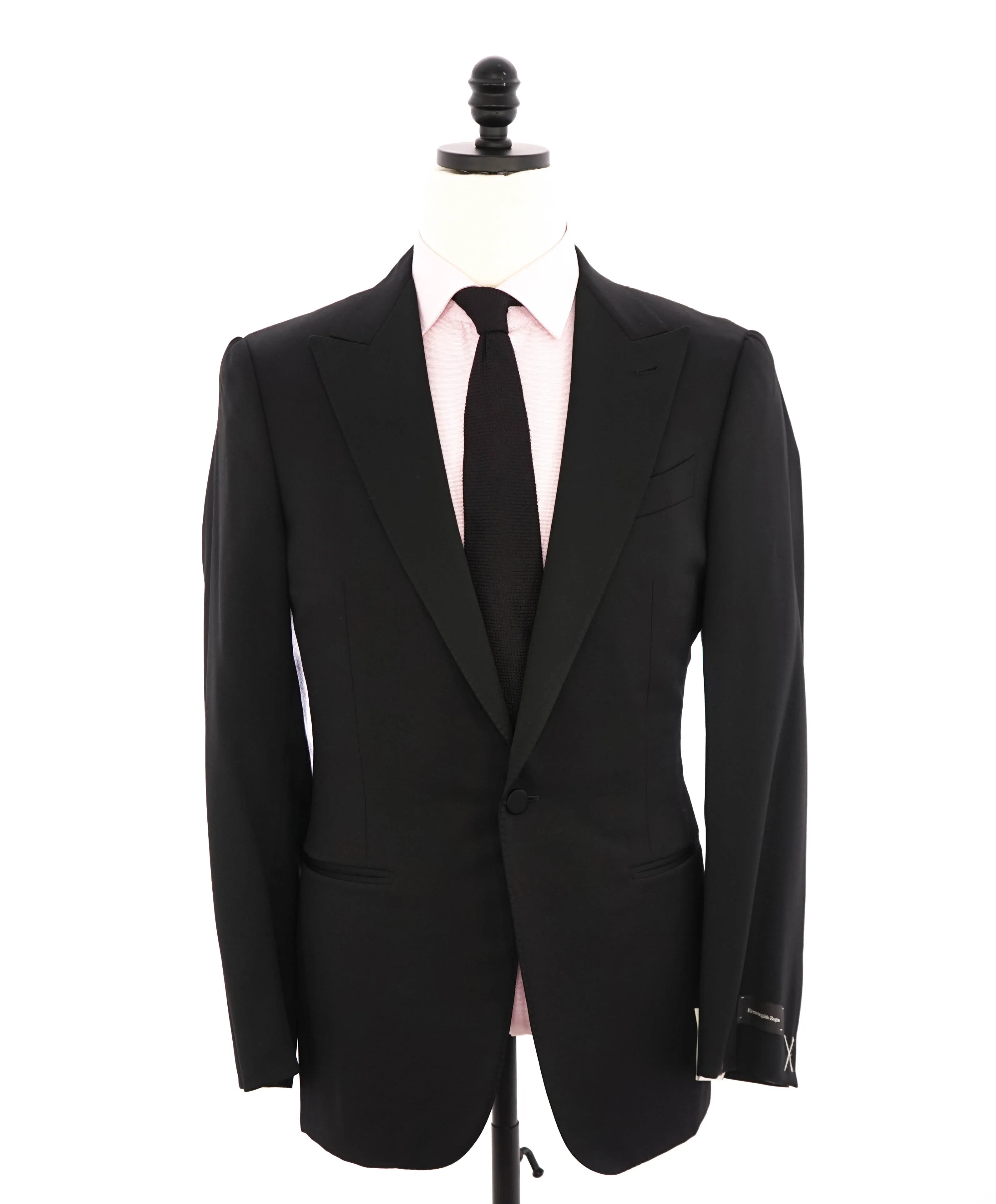 $2,995 ERMENEGILDO ZEGNA - PEAK LAPEL Tuxedo Dinner Jacket 1-Piece - 38R