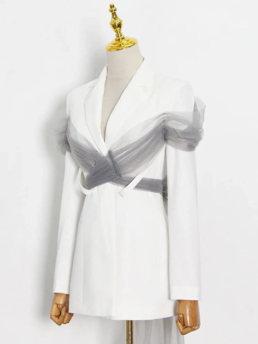 ARCO Blazer w Wrapped Mesh Bow-Knot in White