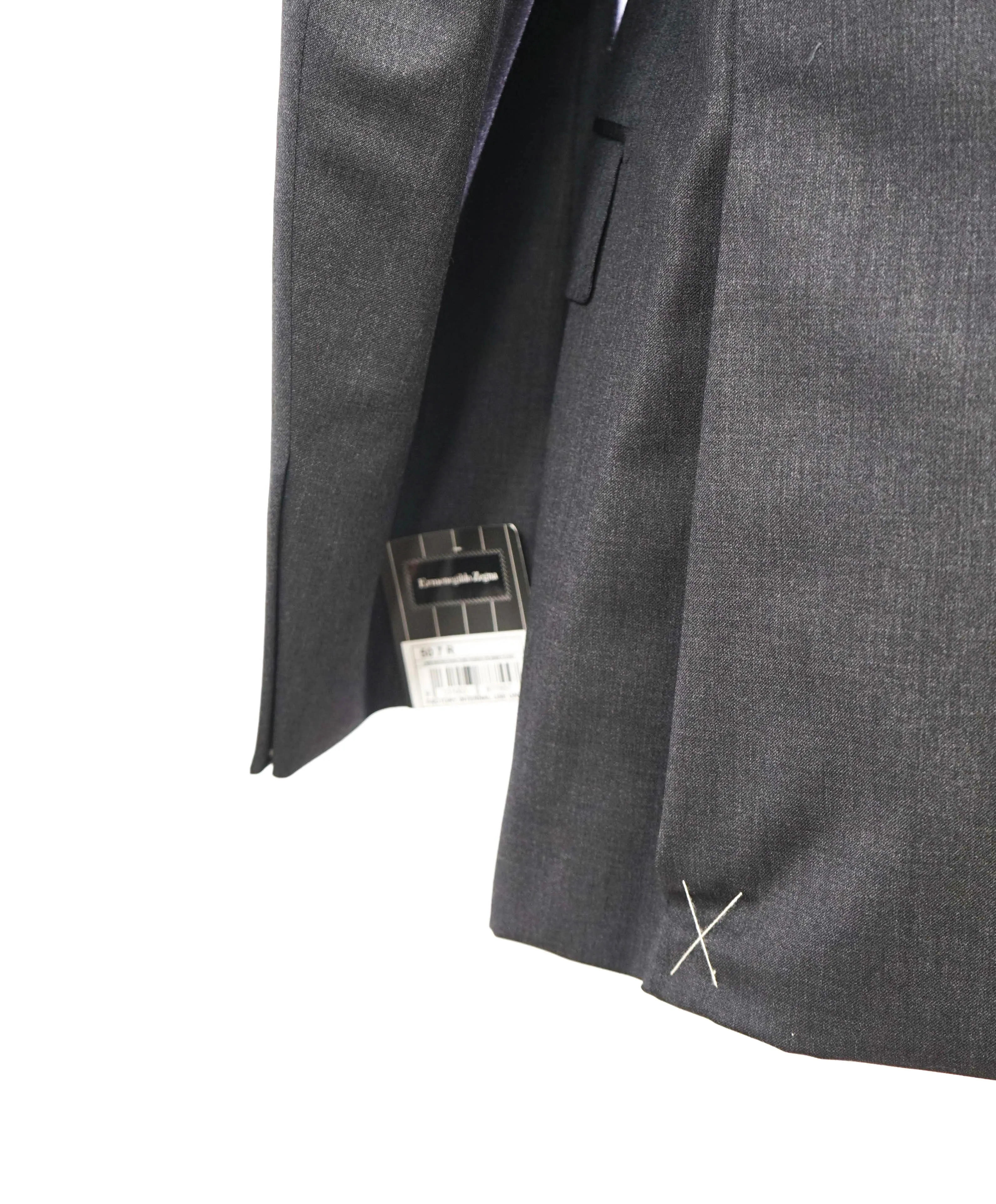 ERMENEGILDO ZEGNA - “Multiseason" Gray Solid Notch Lapel Blazer - 40R