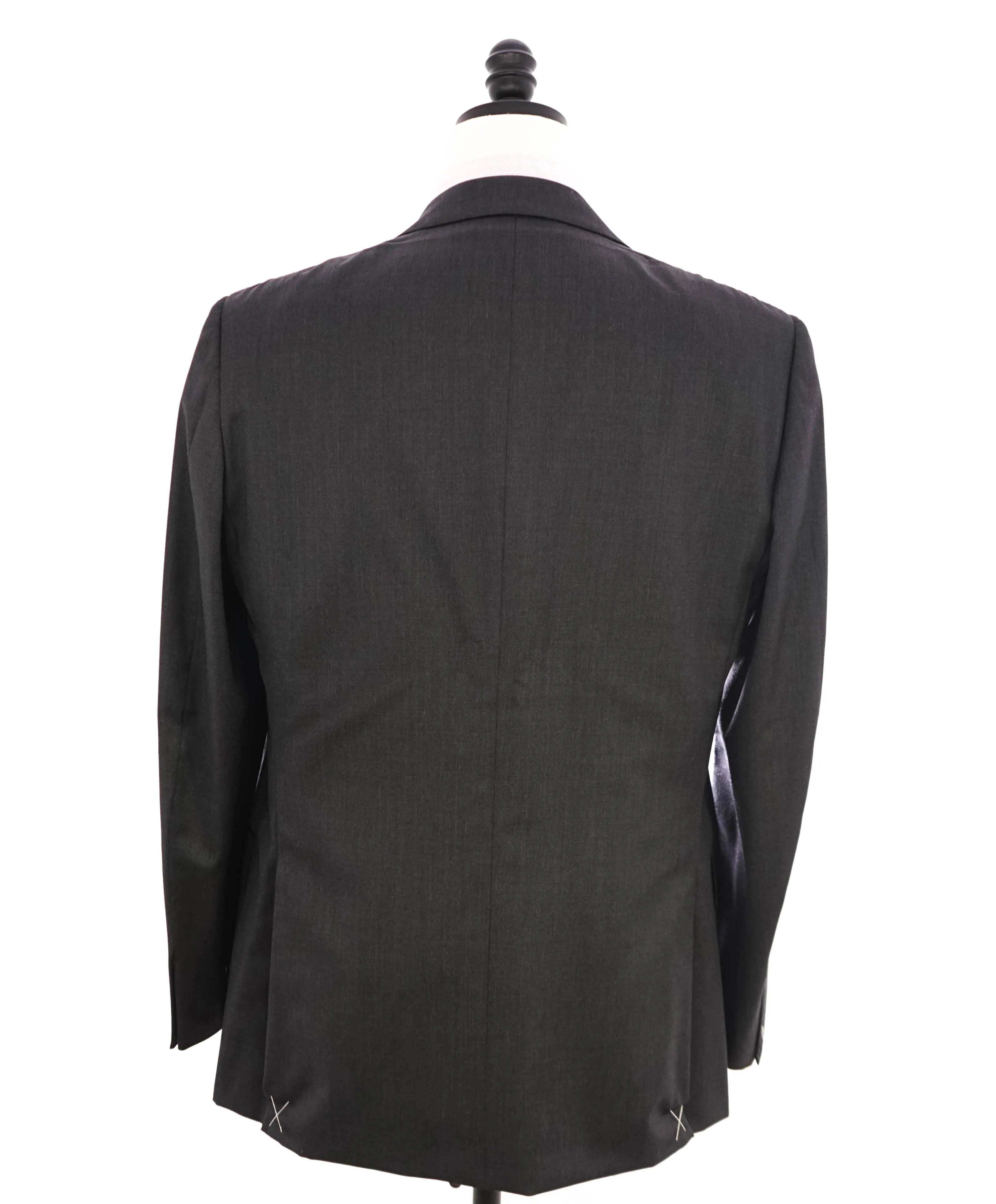 ERMENEGILDO ZEGNA - “Multiseason" Gray Solid Notch Lapel Blazer - 40R