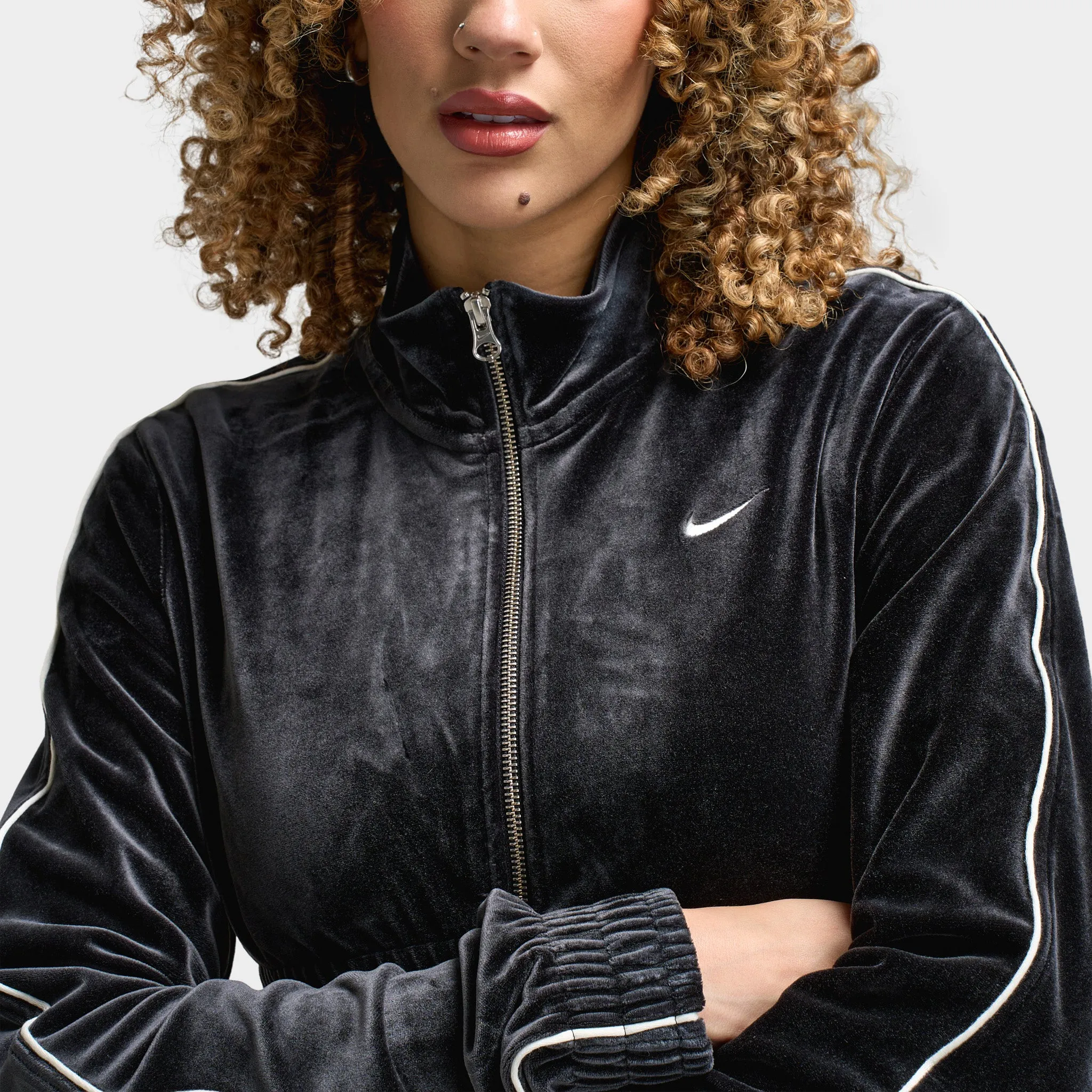 Nike Sportswear Women's Velour Full-Zip Top Black / Sail - Sail