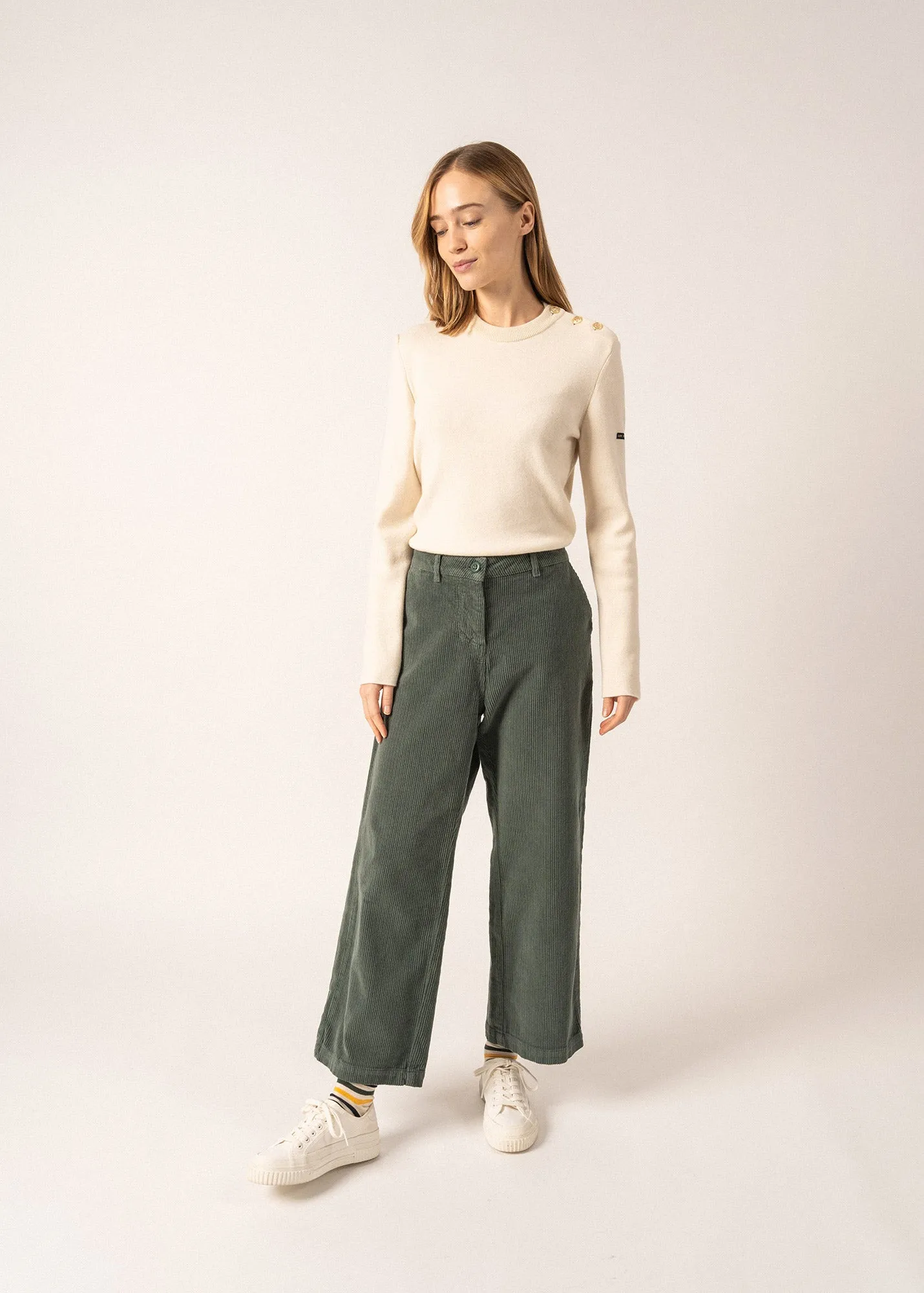 Tess Velvet Trousers - straight cut (VEGETAL)